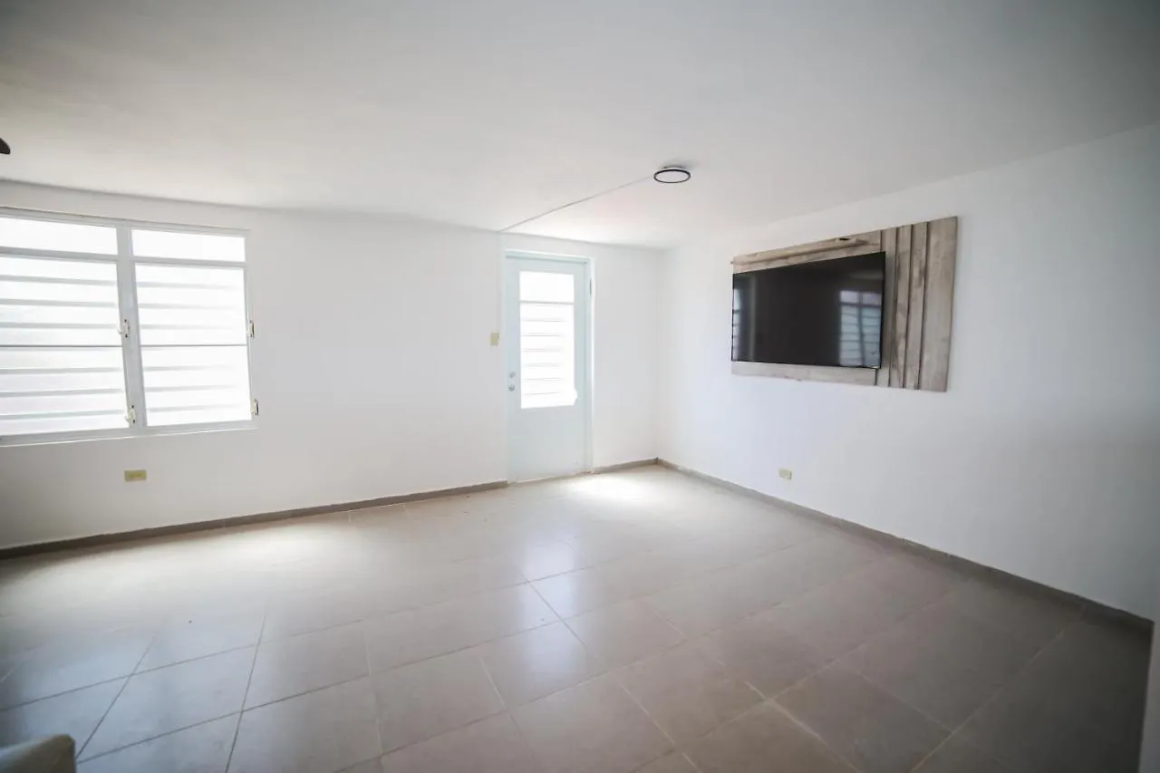 Willa Gate 5 House Aguacate